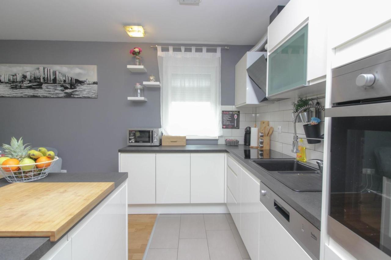 Апартаменты Apartman Tara Задар Экстерьер фото
