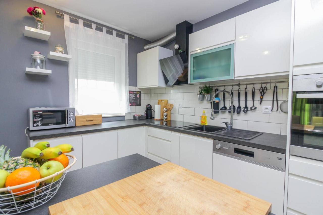 Апартаменты Apartman Tara Задар Экстерьер фото