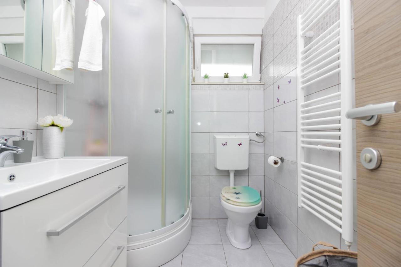 Апартаменты Apartman Tara Задар Экстерьер фото